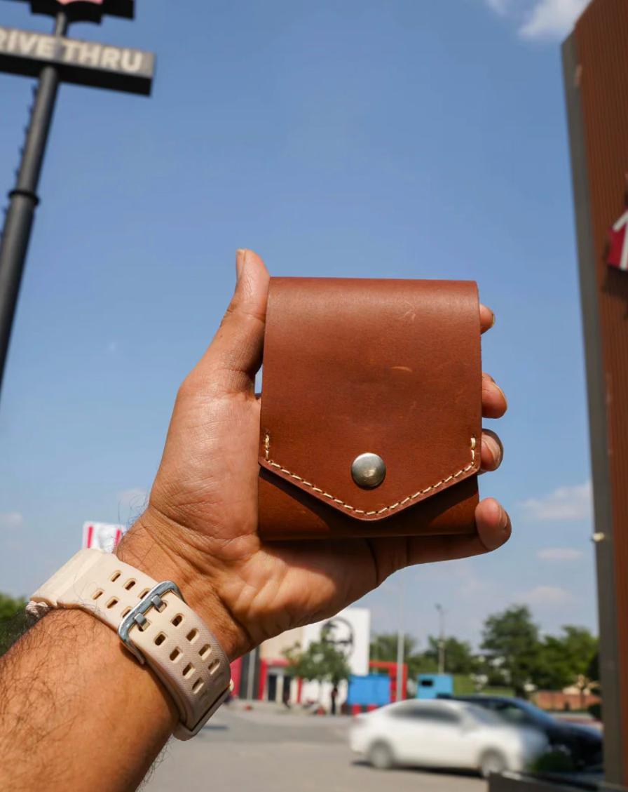 Minimalist Snap Wallet