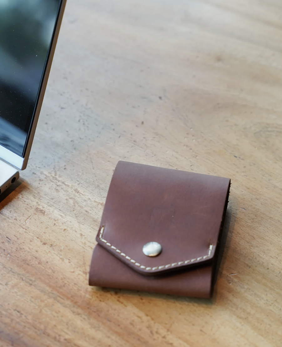Minimalist Snap Wallet